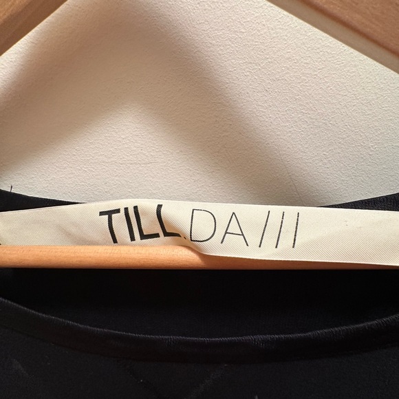 RARE ITEM- TILL. Da luxury sweater shirts- straight from Italy! - Picture 5 of 6